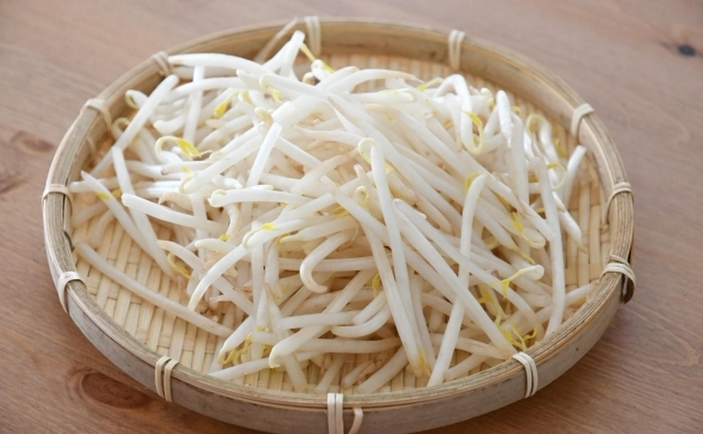 もやしを生で食べてはダメな理由とは？食中毒を防ぐ加熱方法を解説！