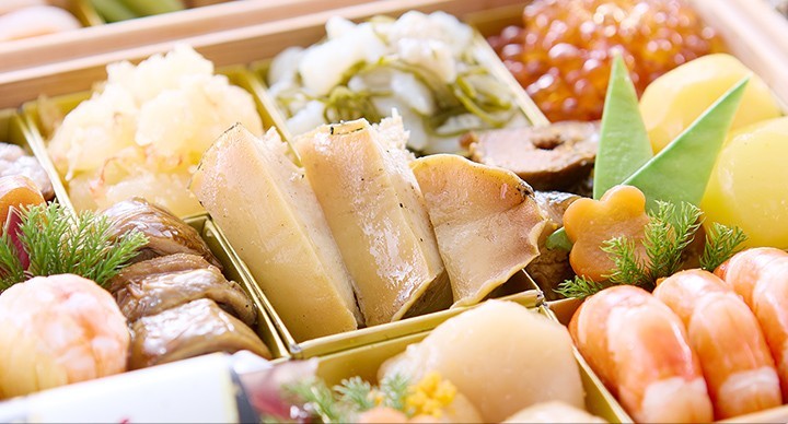 匠本舗のおせち「冠寿」の中身(海老やいくらなど)